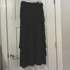 Nuggles ruffle skirt